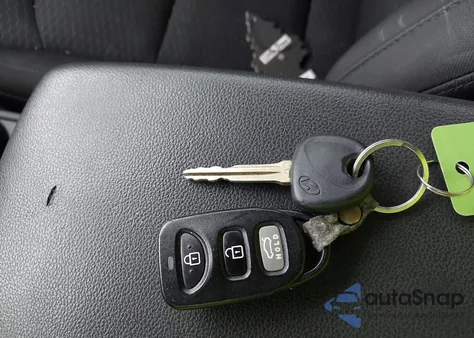 2020 Hyundai Elantra Sel из США, поврежденный, VIN 5NPD84LF3LH520623